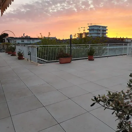 Appartamento Attico Alghe Rosse Lido *